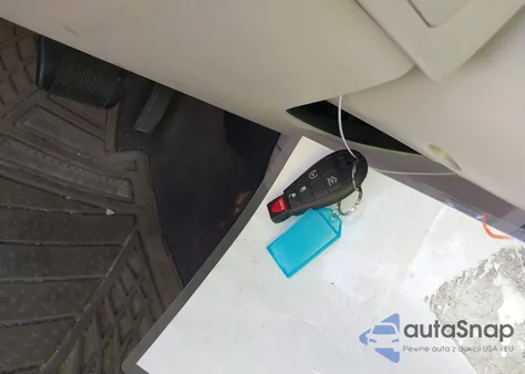 2010 Jeep Grand Cherokee Limited from USA, damaged, VIN 1J4RR5GT4AC109128